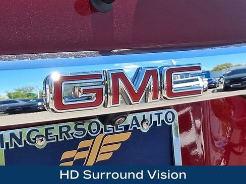 Used 2023 GMC Acadia SLT w/ Technology Package AWD/4WD image 33