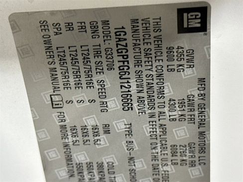 Used 2018 Chevrolet Express 3500 LT w/ LT Preferred Equipment Group image 27