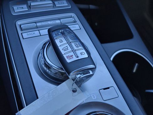 Used 2023 Genesis GV70 3.5T Sport w/ Sport Prestige Package image 41