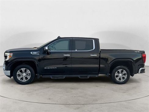 Used 2022 GMC Sierra 1500 SLT image 2