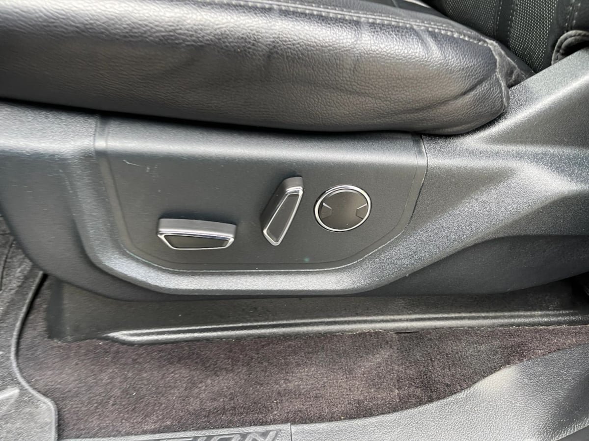 Used 2021 Ford Expedition Max Limited RWD image 19