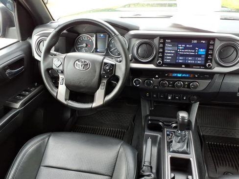 Used 2023 Toyota Tacoma TRD Sport w/ TRD Premium Sport Package AWD/4WD image 22