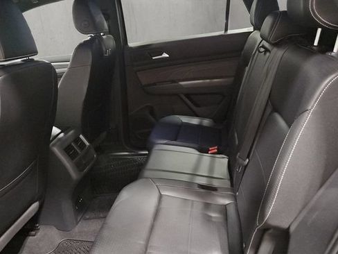 Used 2022 Volkswagen Atlas Cross Sport SE AWD/4WD image 22
