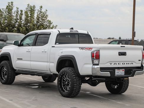 Used 2023 Toyota Tacoma TRD Off-Road AWD/4WD image 7