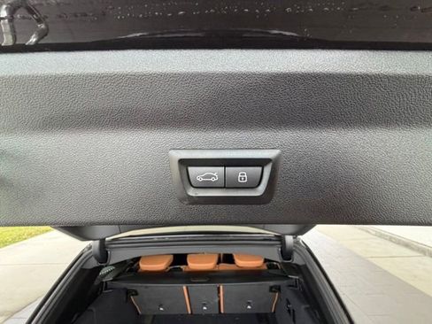 Used 2024 BMW X3 xDrive30i w/ Premium Package AWD/4WD image 34