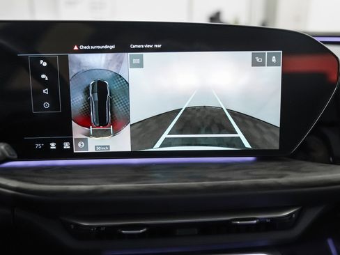 Certified 2025 Audi Q5 Premium w/ Convenience Package image 22