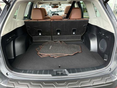 Used 2020 Subaru Forester Touring w/ Popular Package #2 AWD/4WD image 38