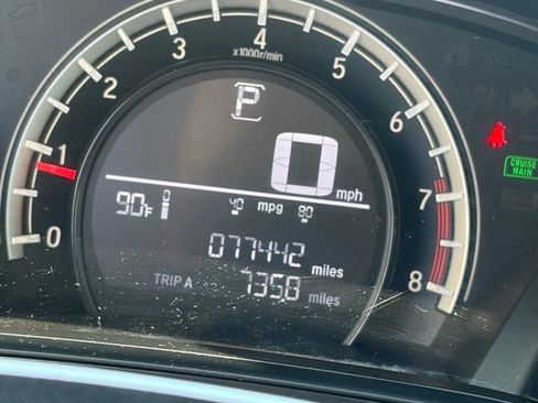 Used 2019 Honda CR-V LX image 10