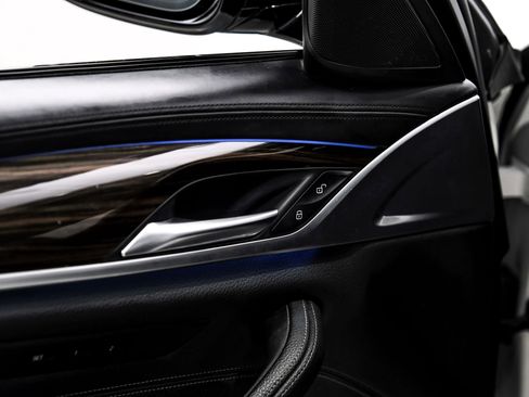 Used 2018 BMW 540i w/ M Sport Package image 53