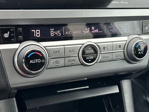 Used 2016 Subaru Outback 2.5i Limited image 23