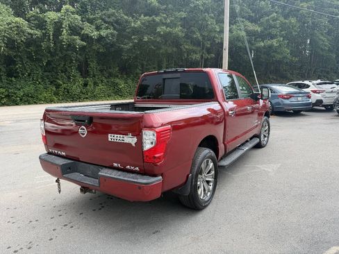 Used 2018 Nissan Titan SL w/ Texas Titan Edition AWD/4WD image 7