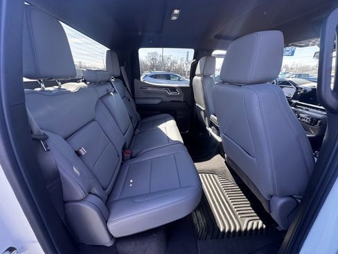 Used 2024 Chevrolet Silverado 1500 LTZ image 10