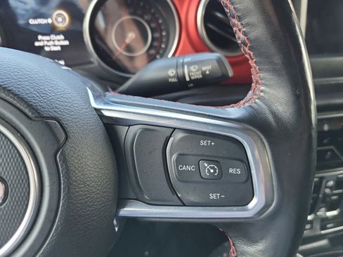 Certified 2020 Jeep Wrangler Unlimited Rubicon w/ Cold Weather Group image 30