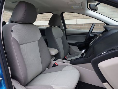 Used 2014 Ford Focus SE FWD image 27