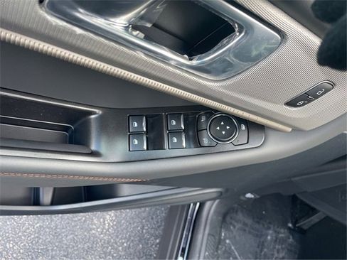 New 2026 Ford Explorer Active w/ Active Comfort Package image 25