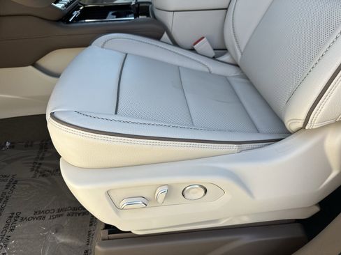 New 2026 GMC Yukon Denali w/ Denali Reserve Package image 23