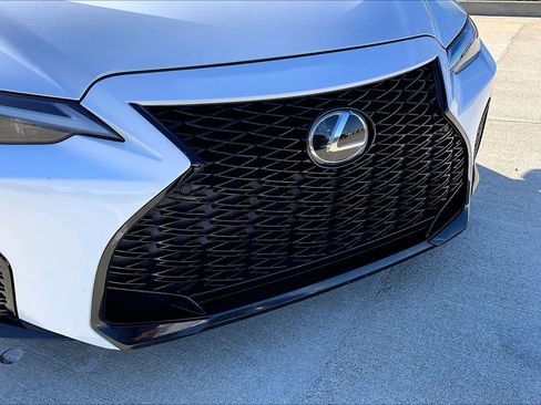 Used 2023 Lexus IS 350 F Sport w/ Navigation Package image 29