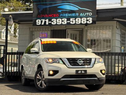 Used 2018 Nissan Pathfinder SV