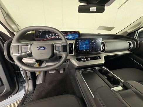 New 2026 Ford Expedition Max Active RWD image 7