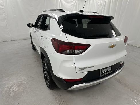 Used 2024 Chevrolet TrailBlazer LT w/ Convenience Package image 5