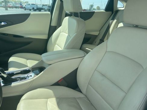 Used 2024 Chevrolet Malibu LT image 10