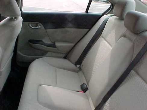 Used 2015 Honda Civic LX image 9