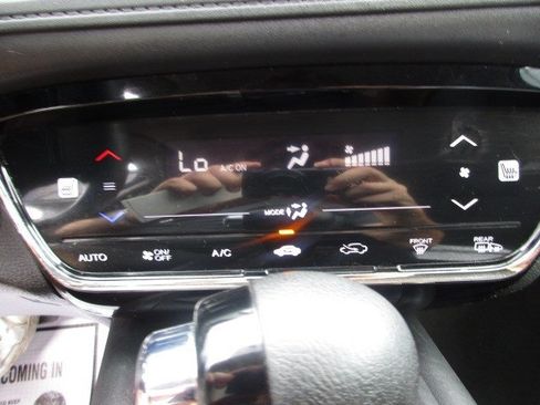 Used 2016 Honda HR-V EX image 24