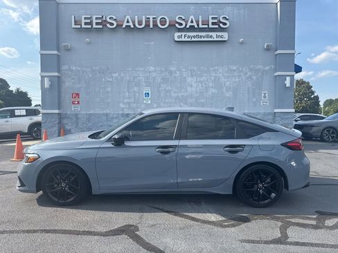 Used 2024 Honda Civic Sport image 4