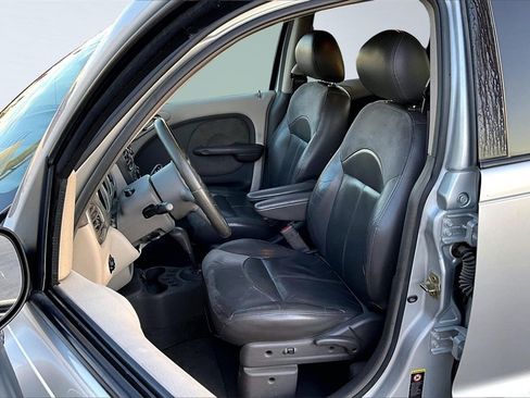 Used 2002 Chrysler PT Cruiser Limited image 26