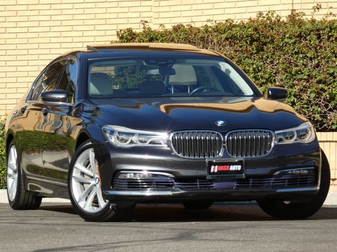 Used 2016 BMW 750i xDrive image 3