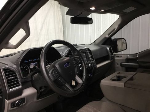 Used 2017 Ford F150 XLT w/ Equipment Group 302A Luxury AWD/4WD image 12