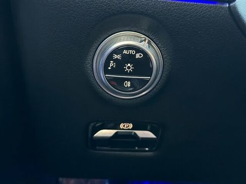 Certified 2025 Mercedes-Benz C 300 Sedan image 34