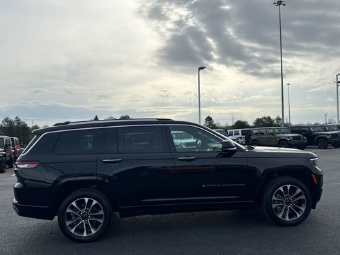 Used 2021 Jeep Grand Cherokee L Overland AWD/4WD image 2