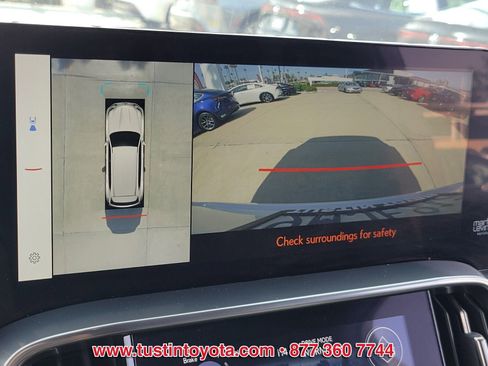 Used 2024 Lexus LX 600 600 Premium w/ Interior Upgrade Package image 22