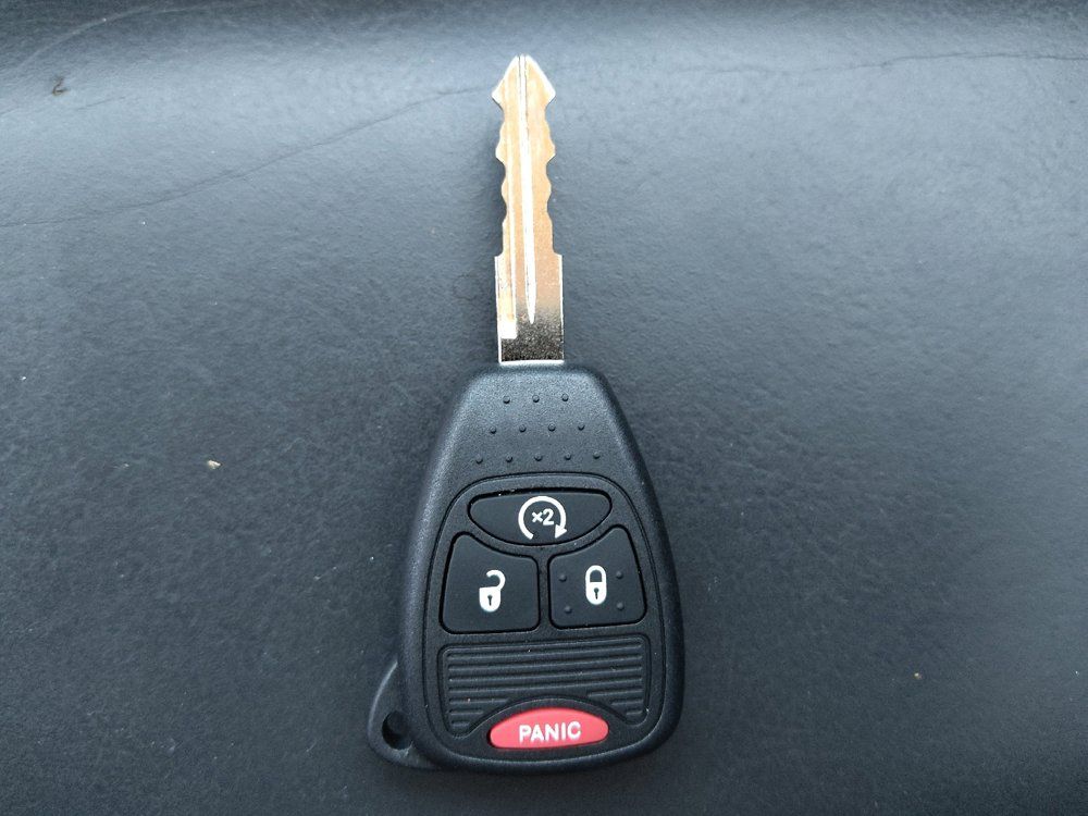 Used 2016 Jeep Compass High Altitude FWD image 32