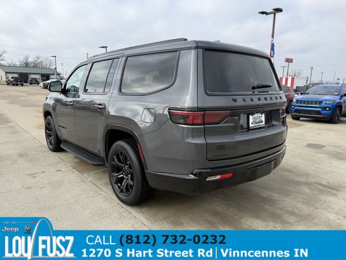 Used 2023 Jeep Wagoneer Series II image 5