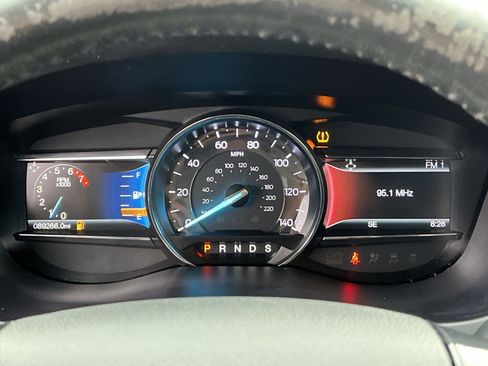 Used 2017 Ford Explorer XLT w/ Equipment Group 202A image 25