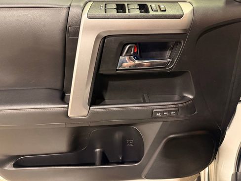 Used 2020 Toyota 4Runner Limited AWD/4WD image 14