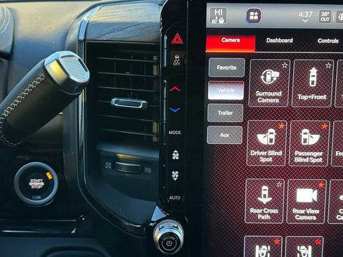 Used 2025 RAM 2500 Limited image 32