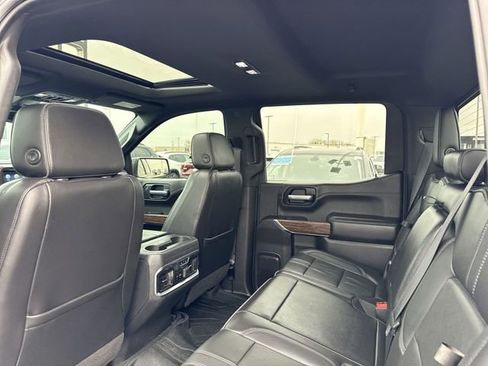 Used 2021 Chevrolet Silverado 1500 High Country w/ Technology Package AWD/4WD image 14