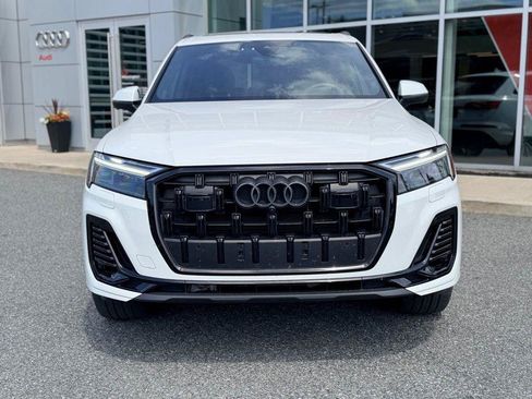 Certified 2025 Audi Q7 2.0T Premium Plus w/ Premium Plus Package AWD/4WD image 9