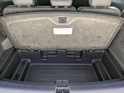 New 2025 GMC Acadia AT4 image 37