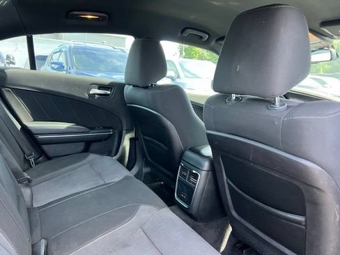 Used 2016 Dodge Charger R/T RWD image 17