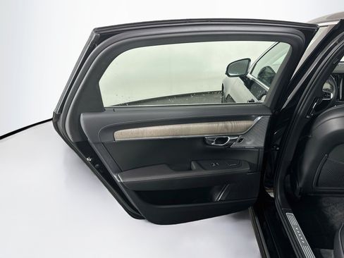 Used 2025 Volvo S90 B6 Ultra w/ Lounge Package AWD/4WD image 27