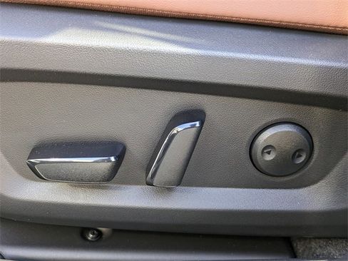 New 2025 Mitsubishi Outlander SEL image 23