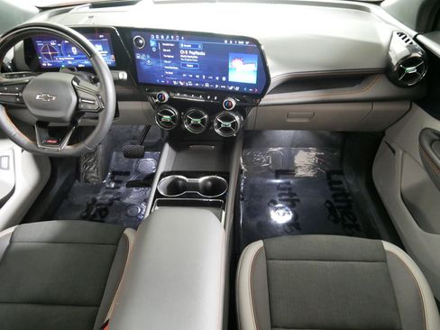 Used 2025 Chevrolet Blazer EV SS w/ Performance Package image 10