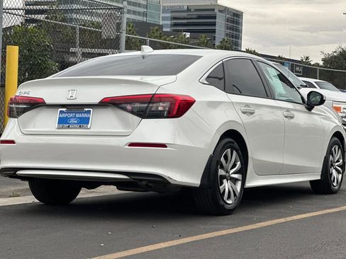 Used 2024 Honda Civic LX image 5