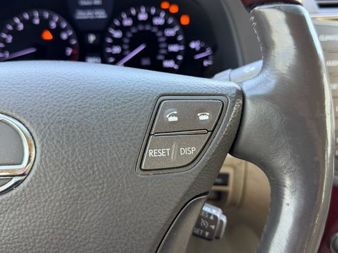 Used 2011 Lexus LS 460 w/ Luxury Value Edition RWD image 22