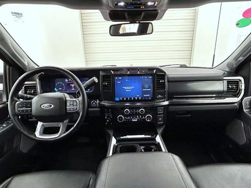 Used 2024 Ford F250 Lariat w/ Black Appearance Package AWD/4WD image 13