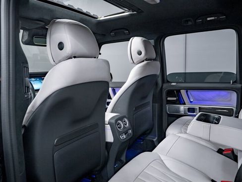 Used 2025 Mercedes-Benz G 63 AMG AMG G 63 image 8